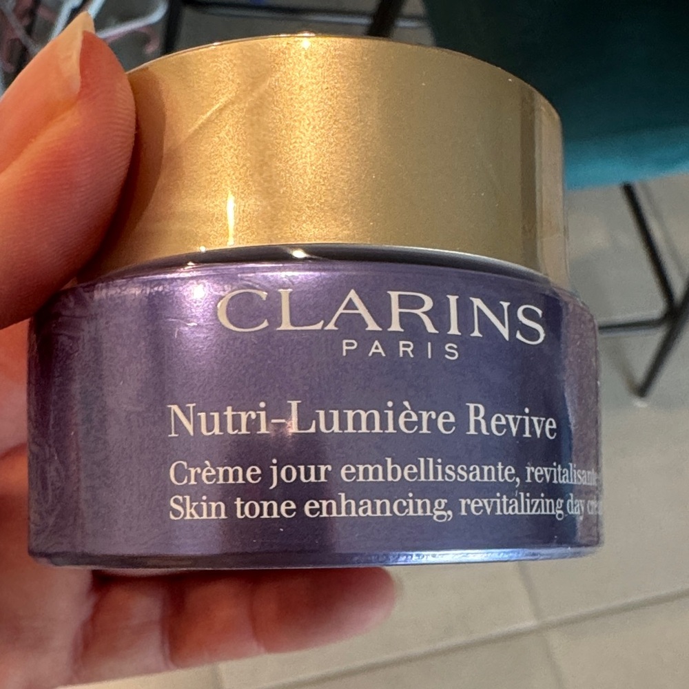 Clarins Nutri-Lumière Revive Day Cream NWT